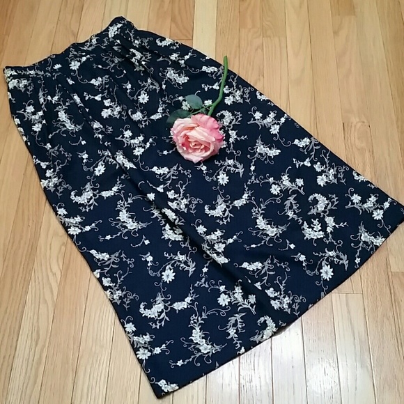 Vintage Tanner Collection Skirt - Picture 1 of 6